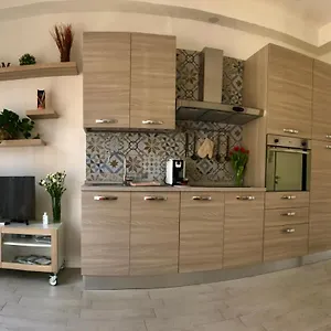 locchi-suite-careggi-meyer-tramvia-a-due-passi.it-tuscanyhotel.com/